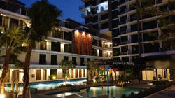 Sant Ritz (D13), Condominium #192953292
